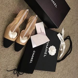 CHANEL Classic slingbacks
